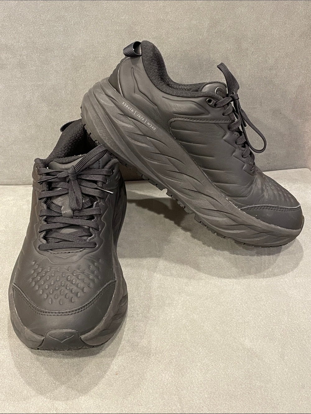 Hoka Bondi SR 9.5 All-Black Leather Work Oil Slip Resistant Walking Sneakers